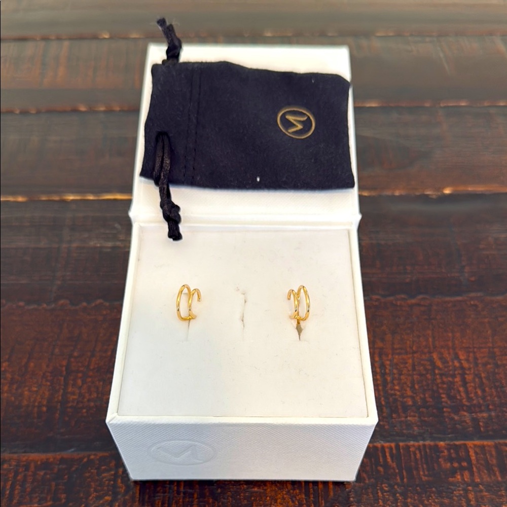 Elegant Gold Hoop Earrings Mejuri - Twin Hoops 14K Gold